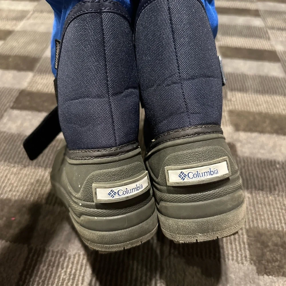 Columbia winter boots and boys size 13 - Picture 6 of 8